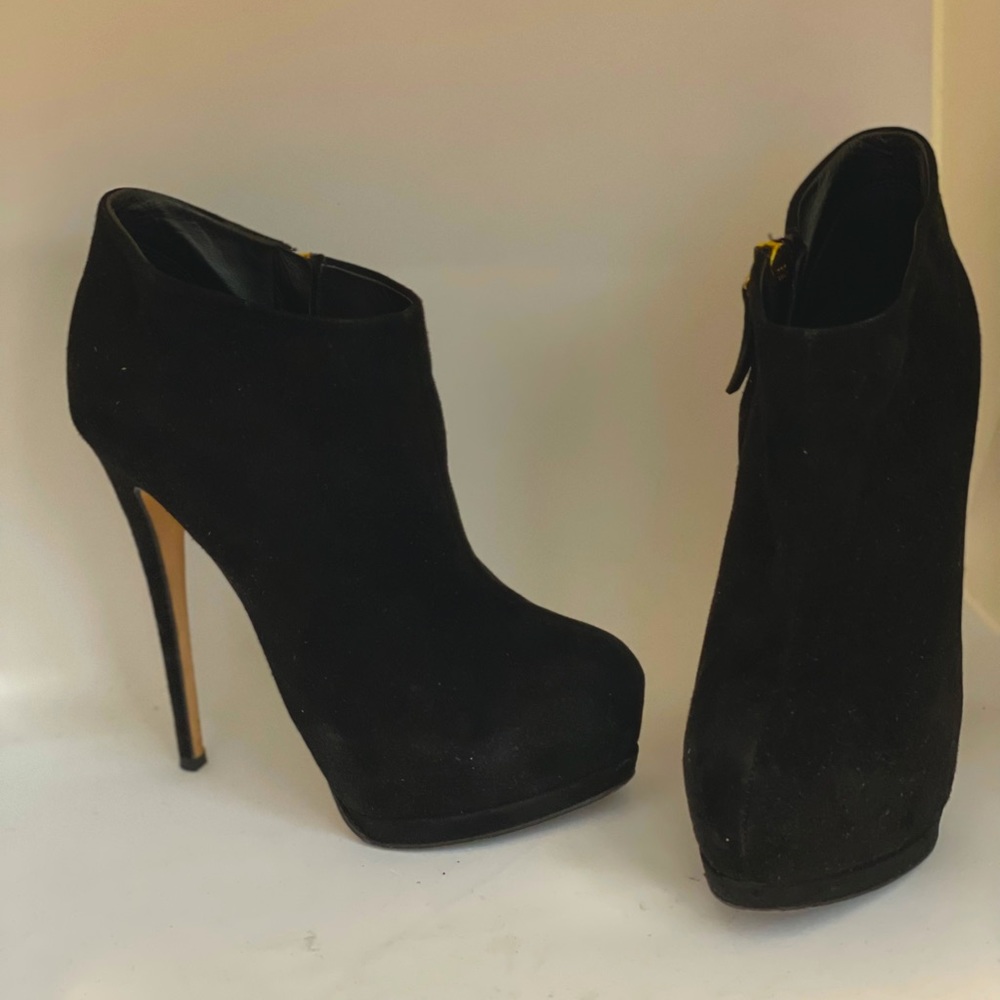 Giuseppe Zanotti - Picture 8 of 8